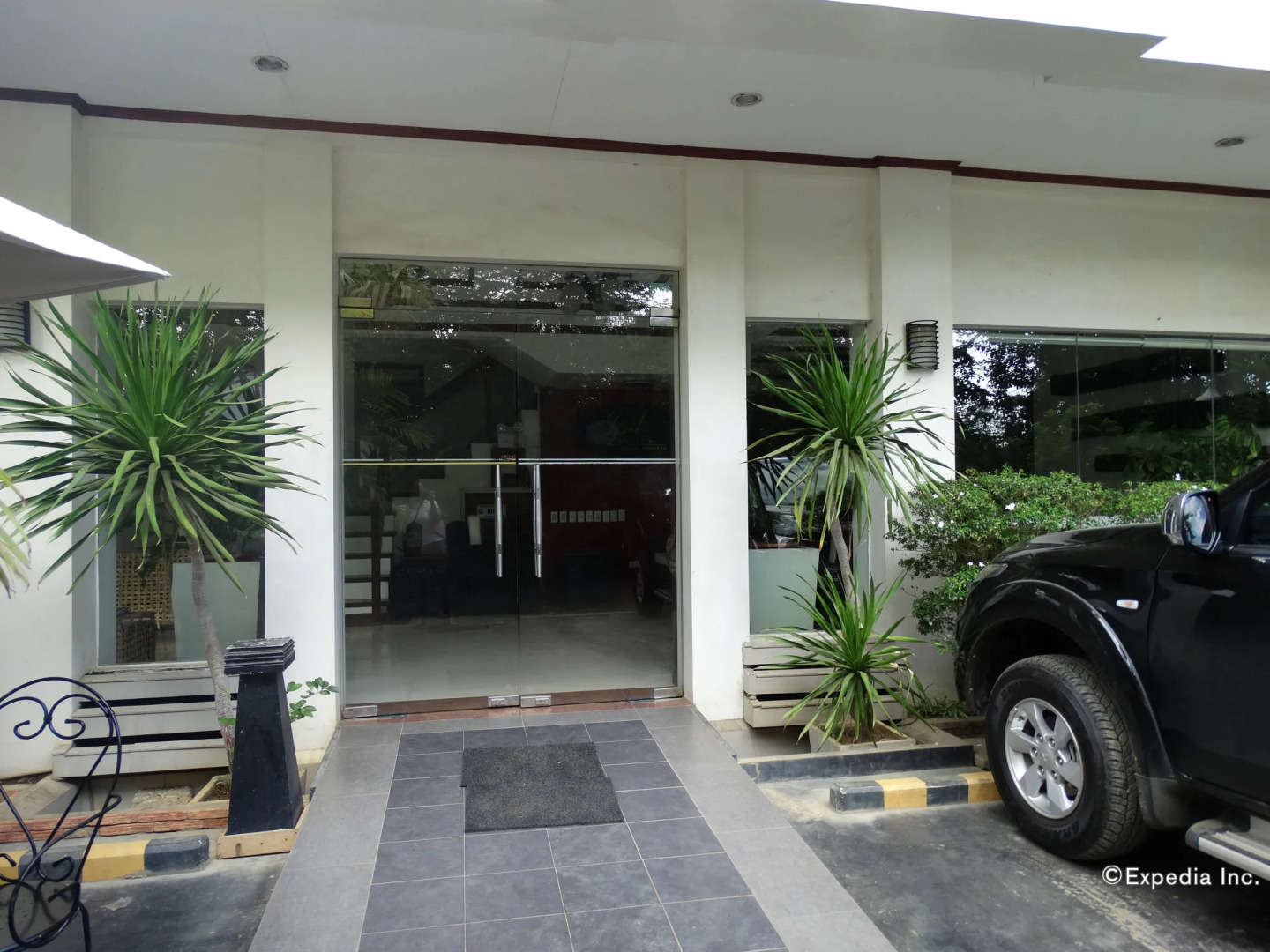 Ipil Suites Puerto Princesa