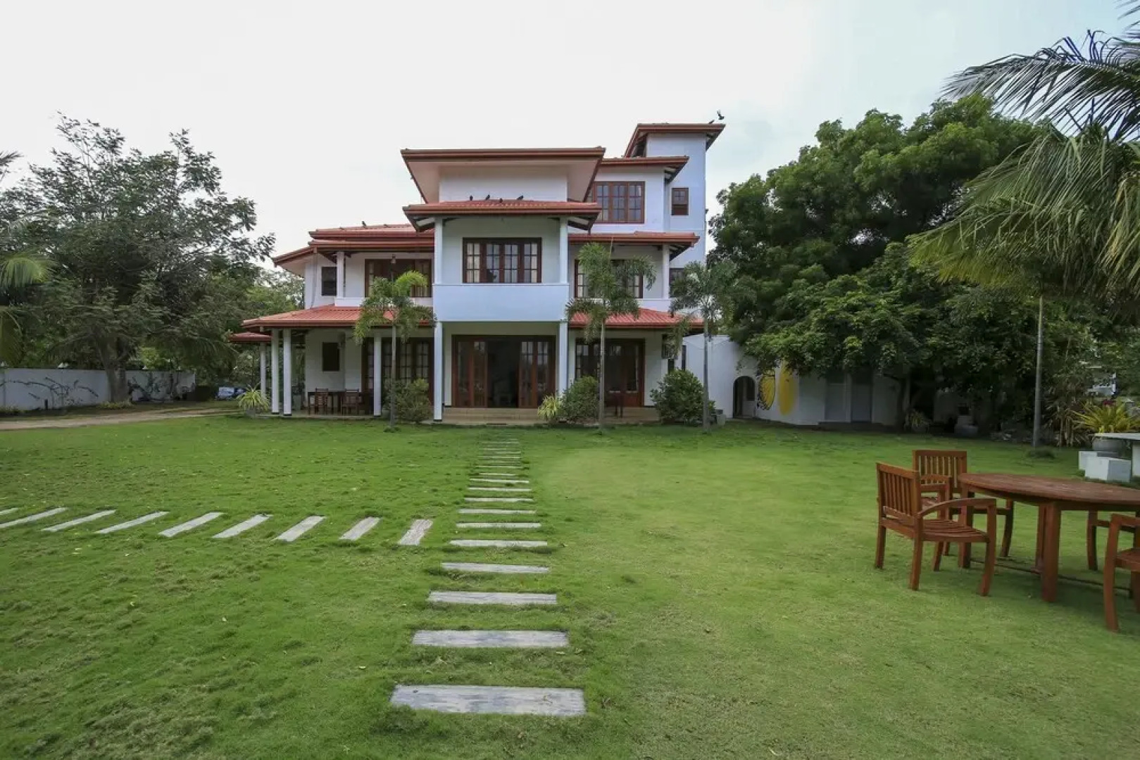 OYO 389 Bay Beach Hotel