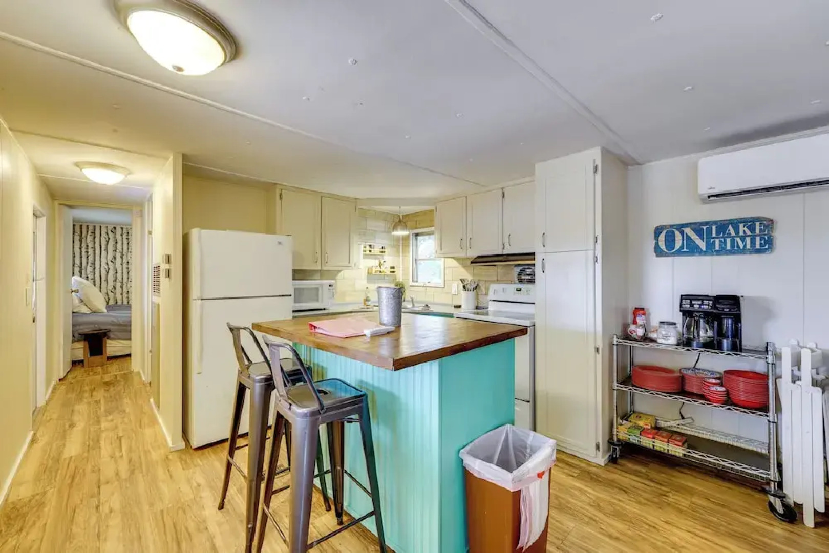 Lush Garfield Cabin w/ Community Pool & Lake!