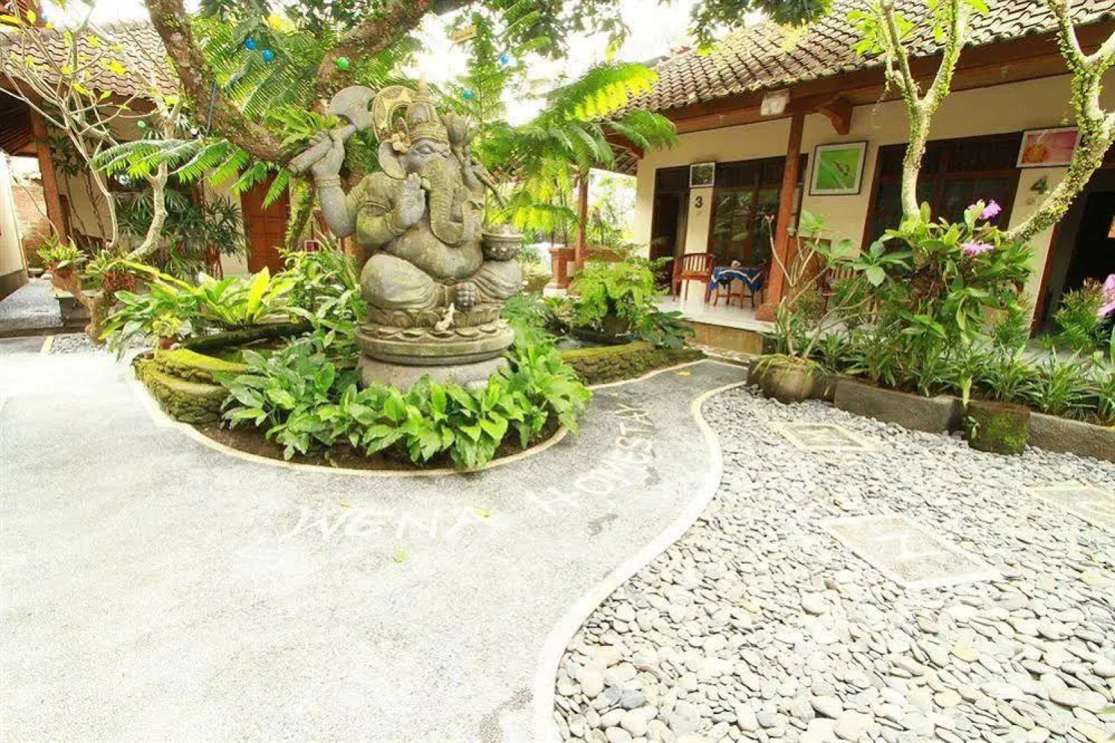 Citrus Tree B&B - Wena