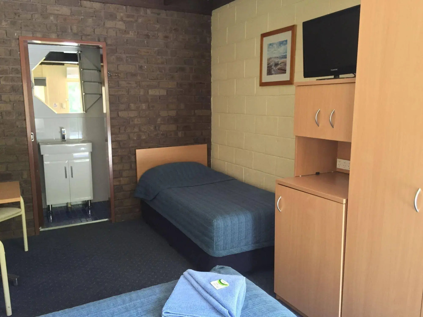 Benjamin Singleton Motel