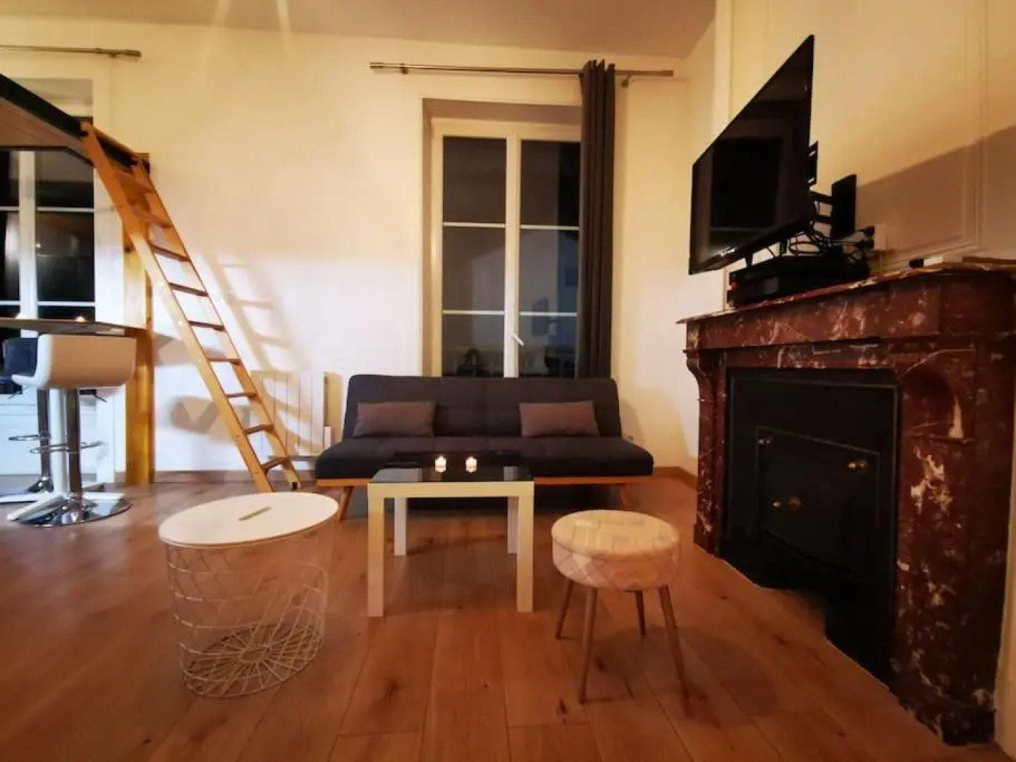 La Croisade-Studio-Hyper centre Tassin- Suite 1