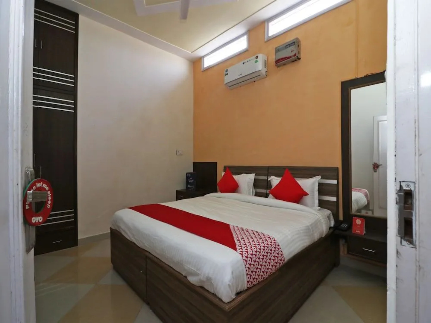 OYO 23246 Mann Bed And Breakfast