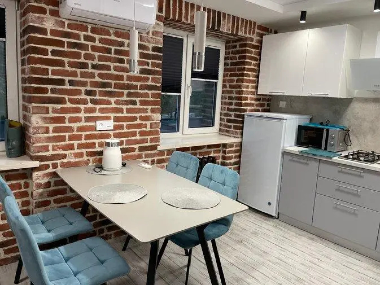 KenigApart (КенигАпарт) на улице Театральная 40