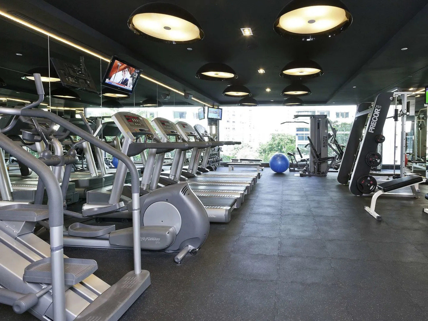 Grand Mercure Singapore Roxy