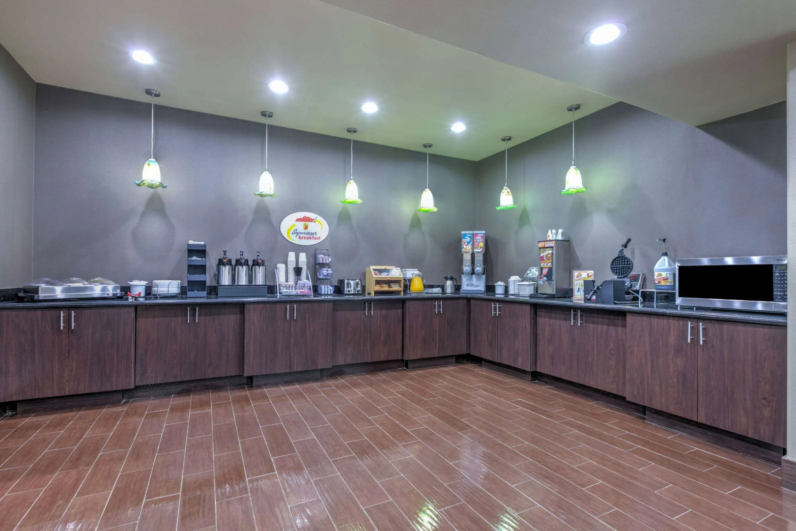 Super 8 by Wyndham Karnes City