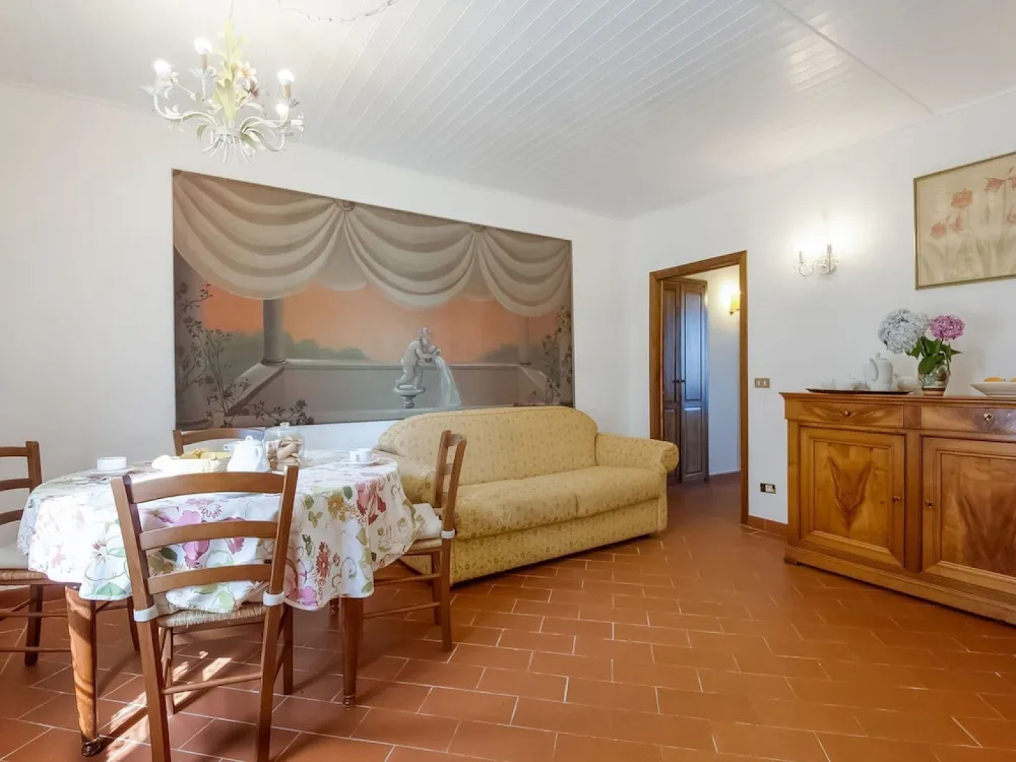 Splendid Holiday Home in Orciatico with Hot Tub & Pool