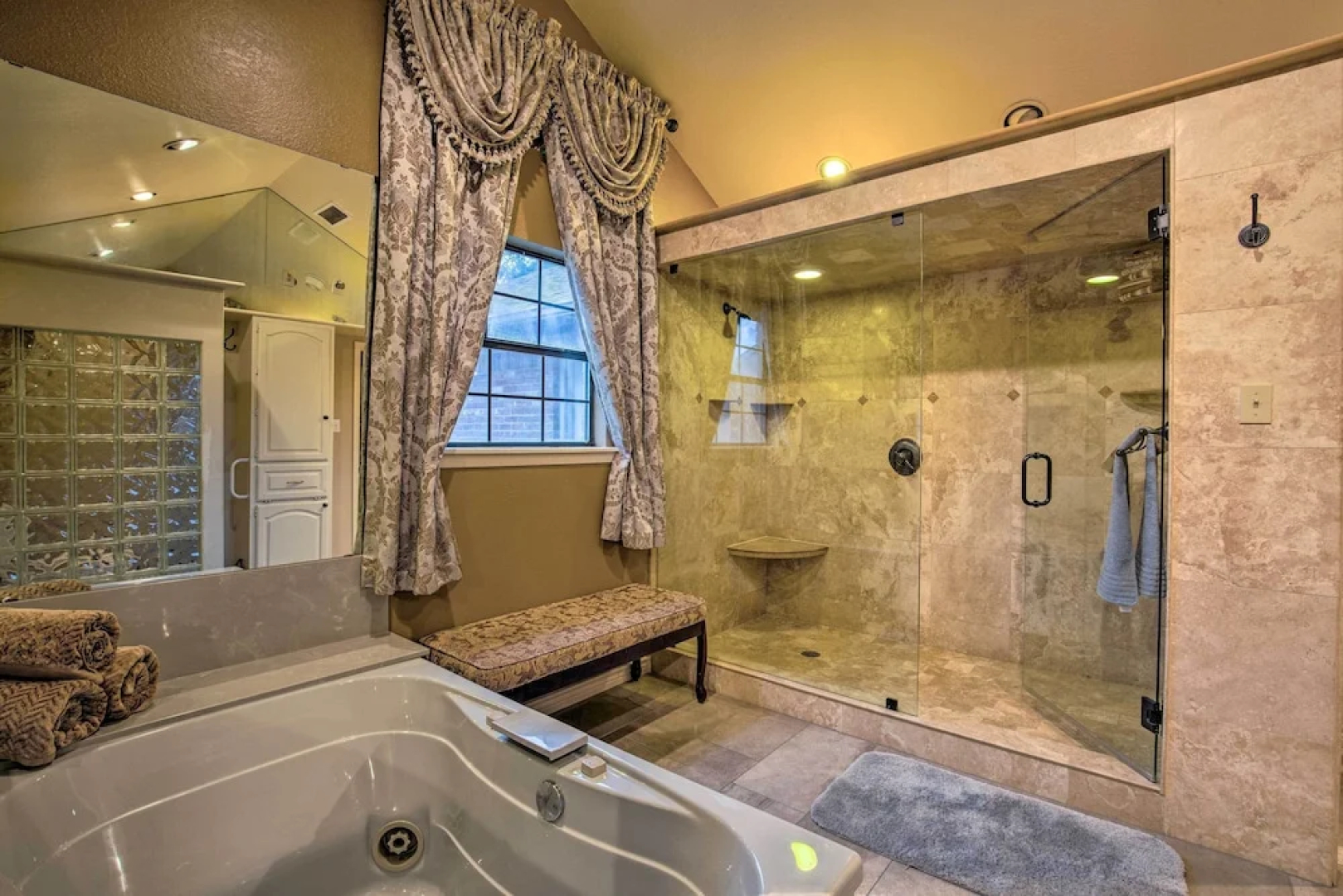 Cozy Family Home w/ Fire Pit, 4 Mi to Lake Fork