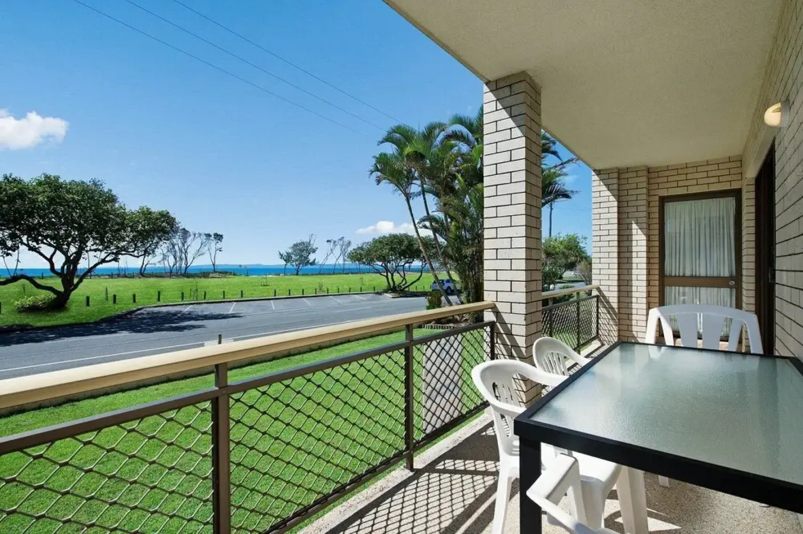 Walk to Surf Beach - Ground floor apartment - Bribie Horizons Boyd St, Woorim