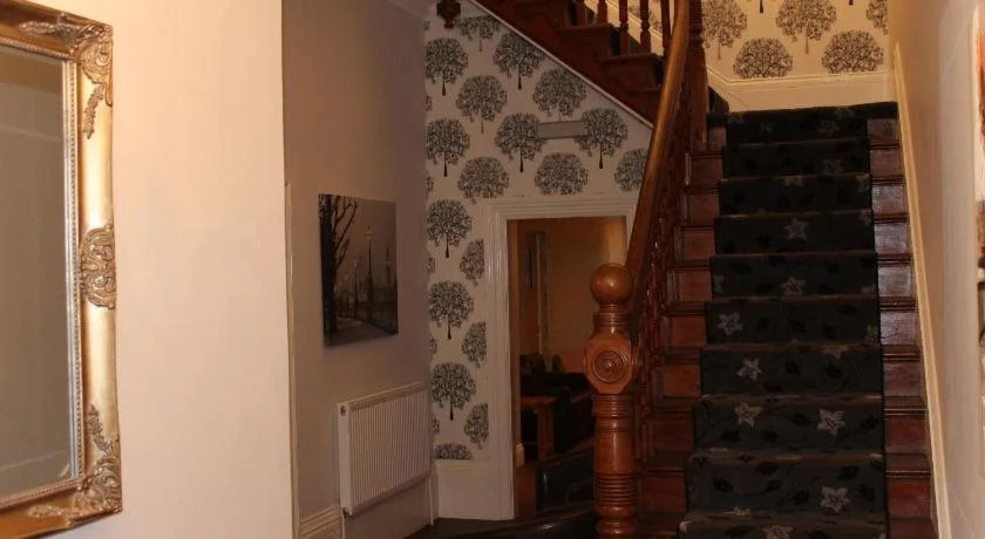 Melbourne House Hotel