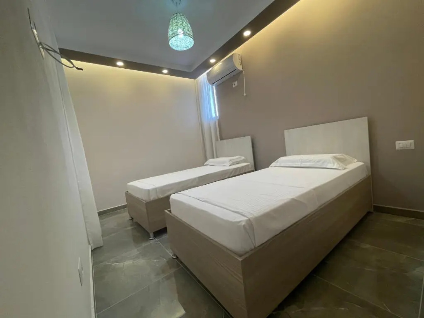 Hotel Qetesia Te Indriti