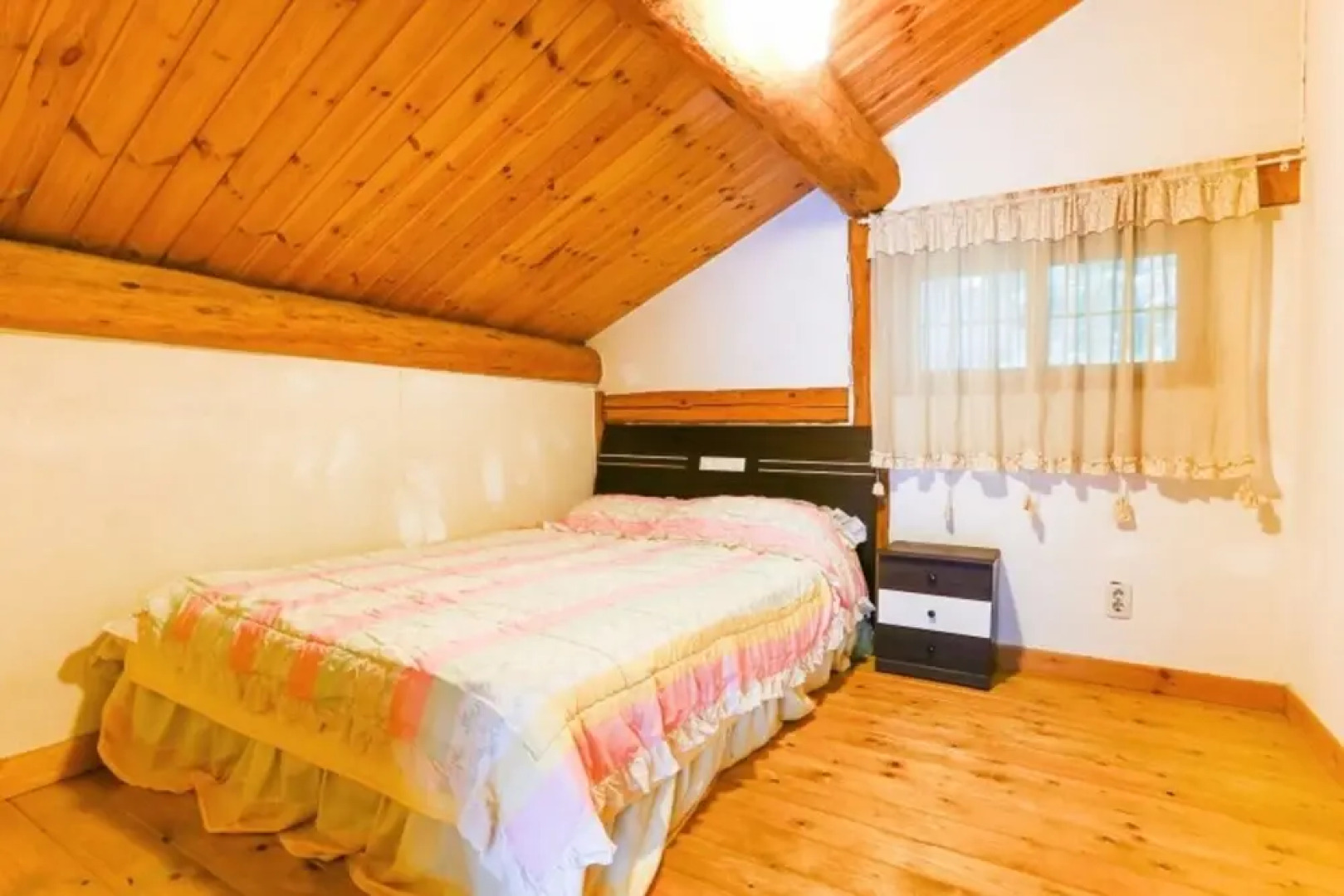 Yangpyeong Log Camp Pension