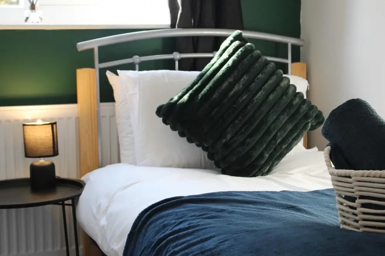 Bramblemead 5 bed House in Manchester Leigh