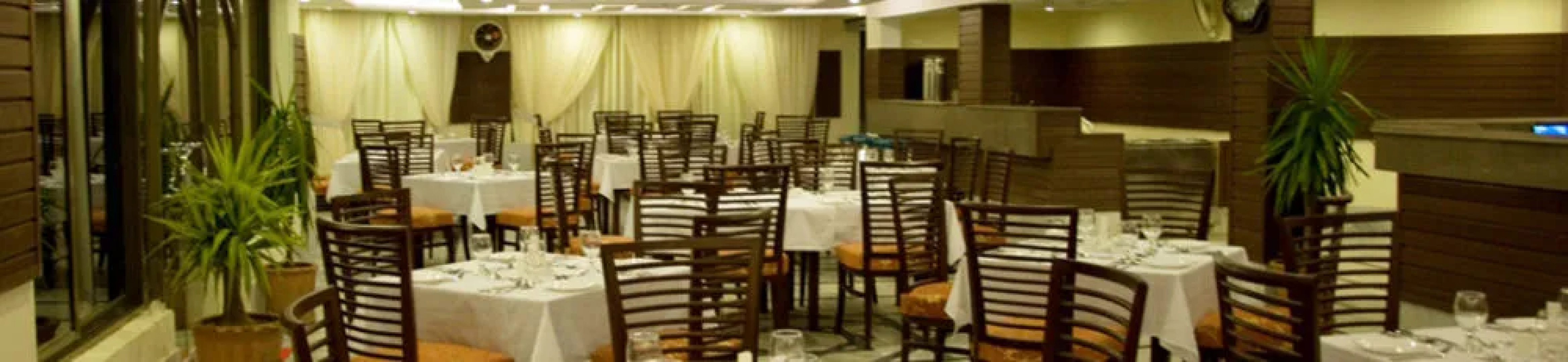 Chinar Family Resort