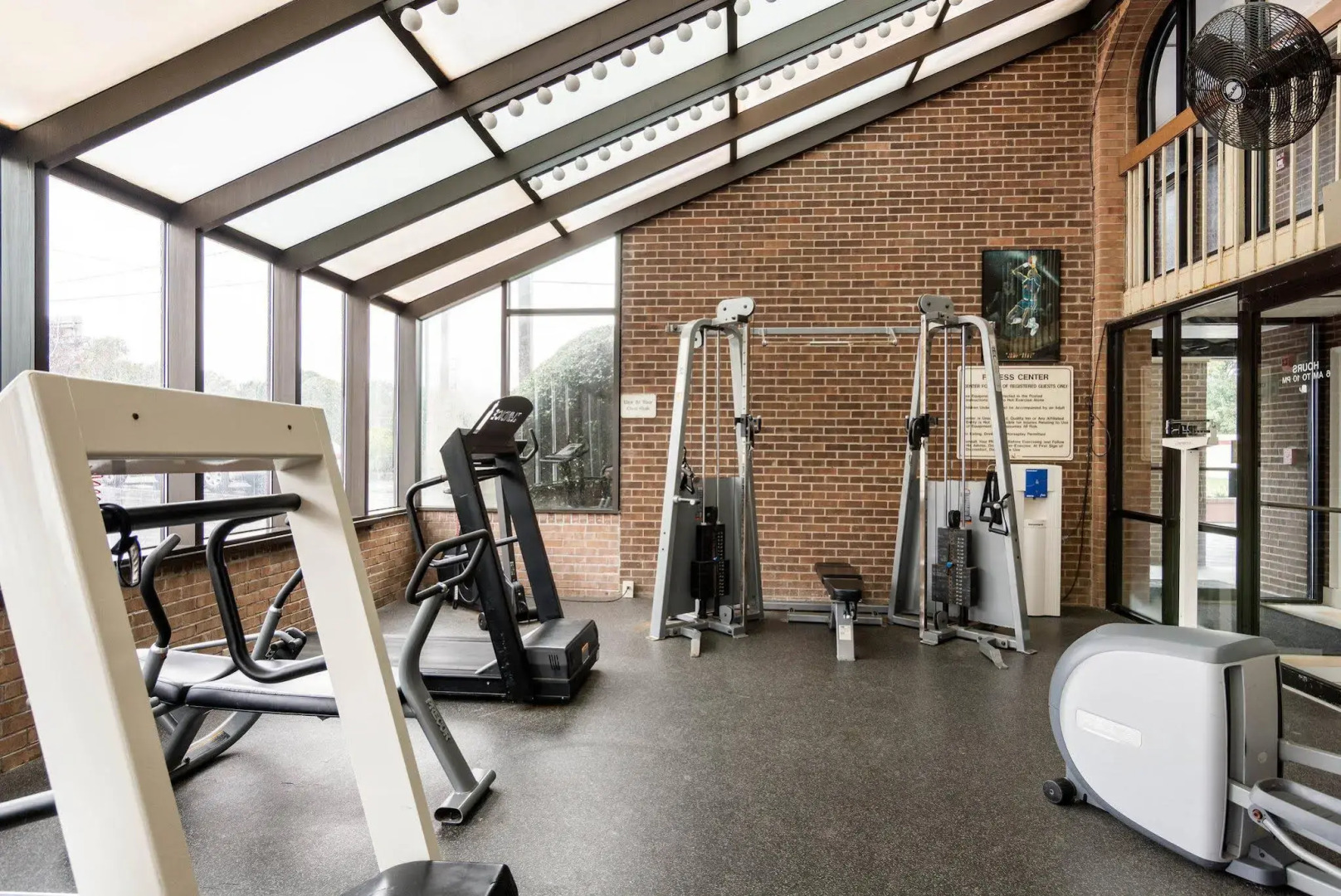 Rodeway Inn At Fort Lee