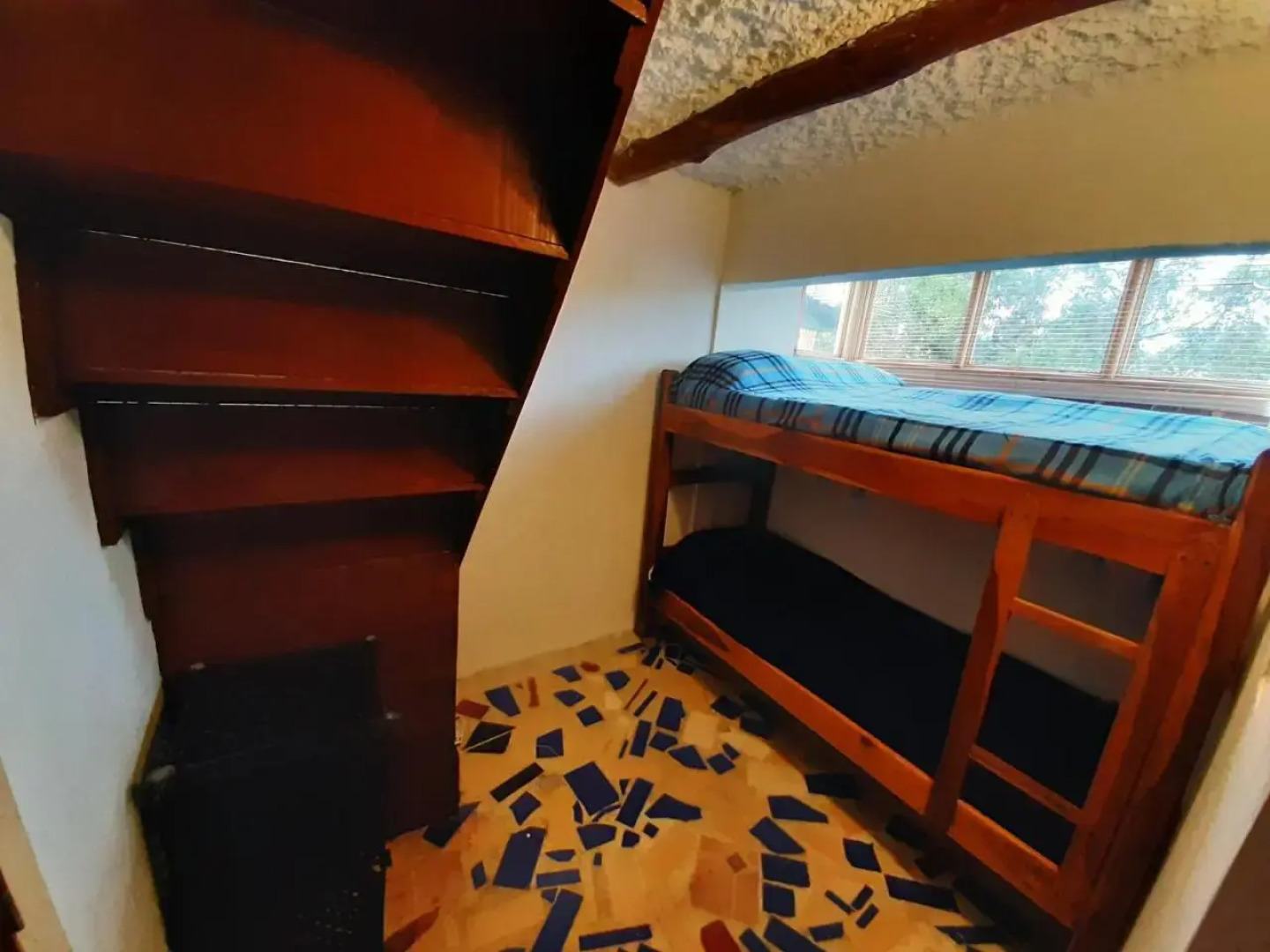 La Cigarra Cine y Cafe