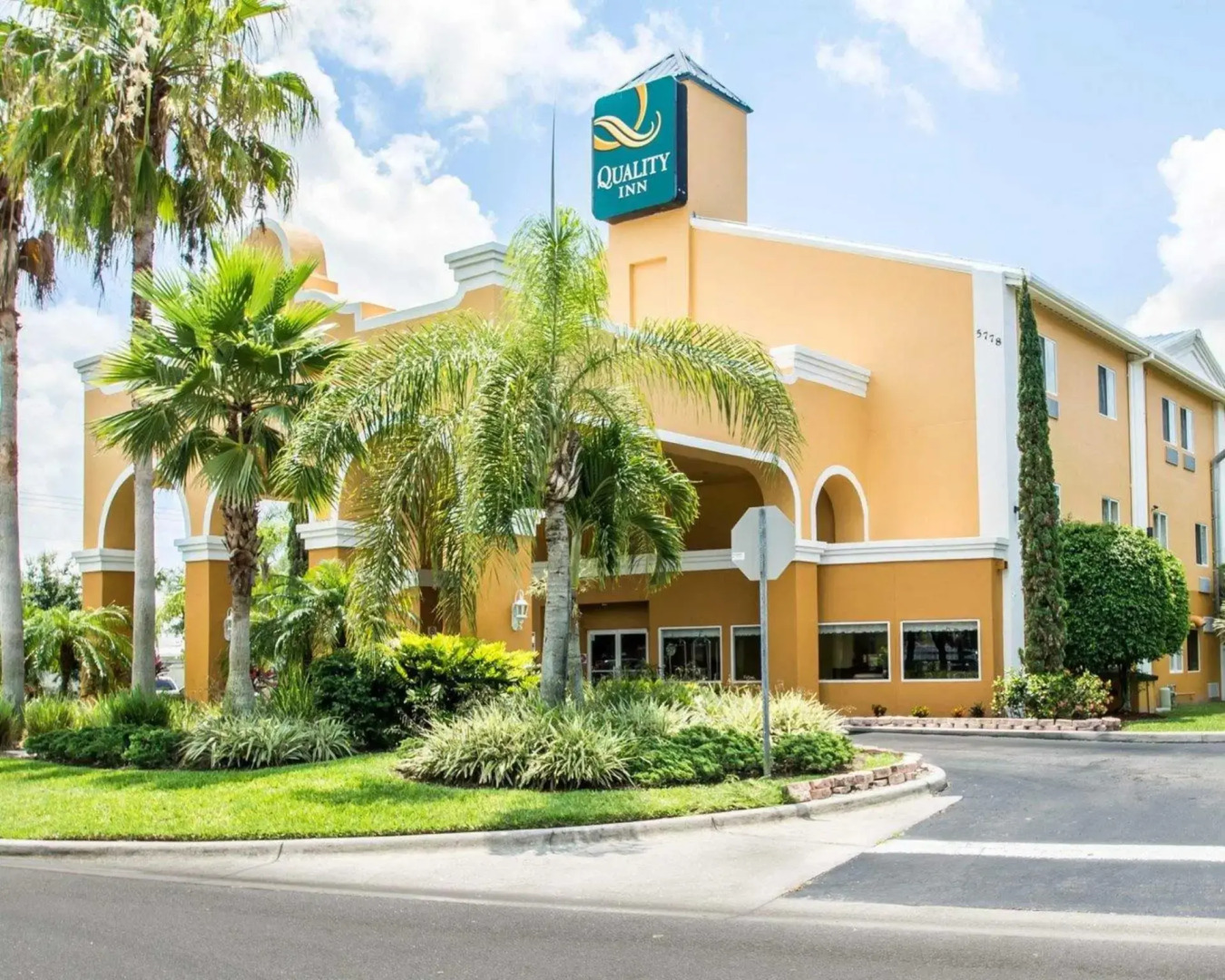 Quality Inn - Near Serenoa Golf Club