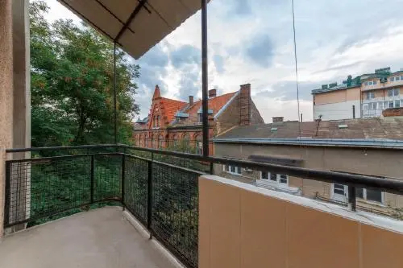 Centreville Apartments