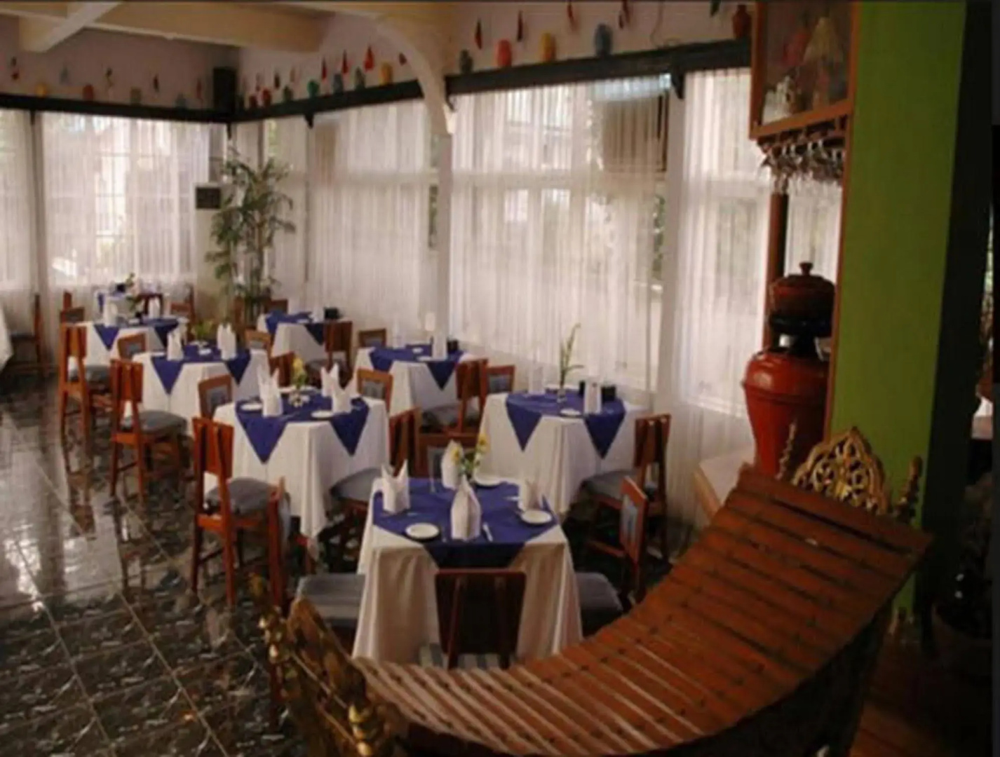Emerald Land Hotel