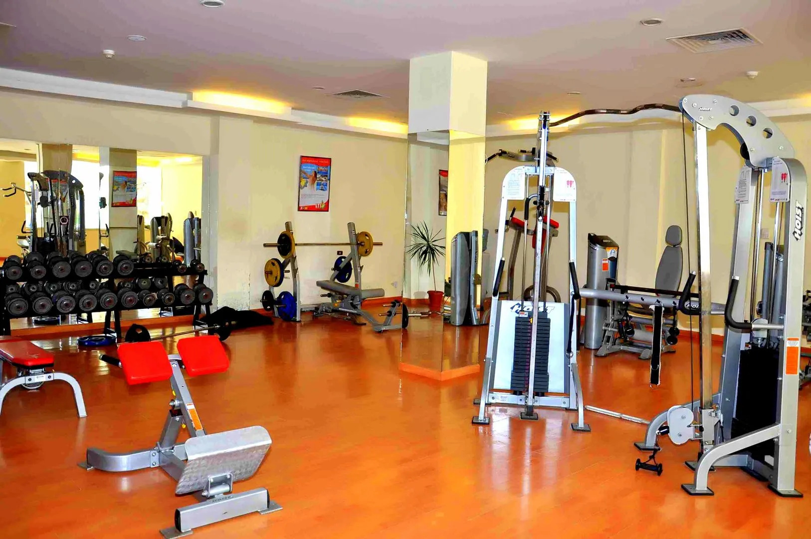 Titanic Palace - Families and Couples only