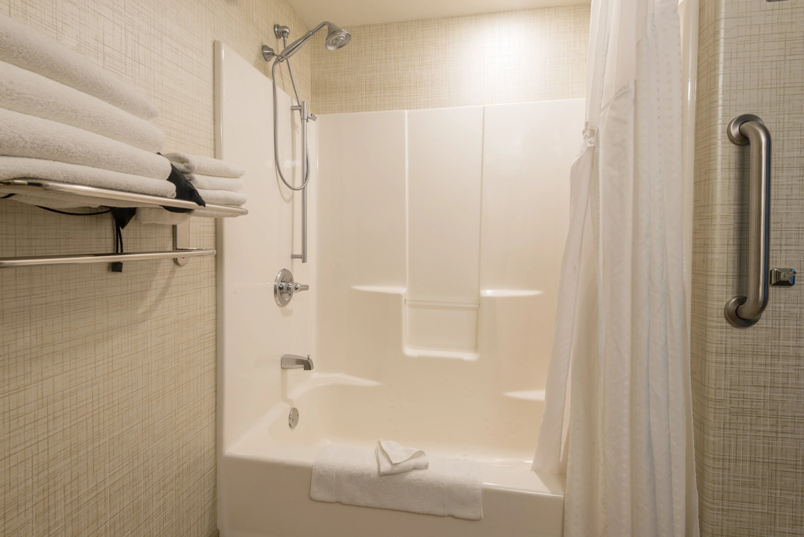 Holiday Inn Express & Suites Wheat Ridge-Denver West by IHG