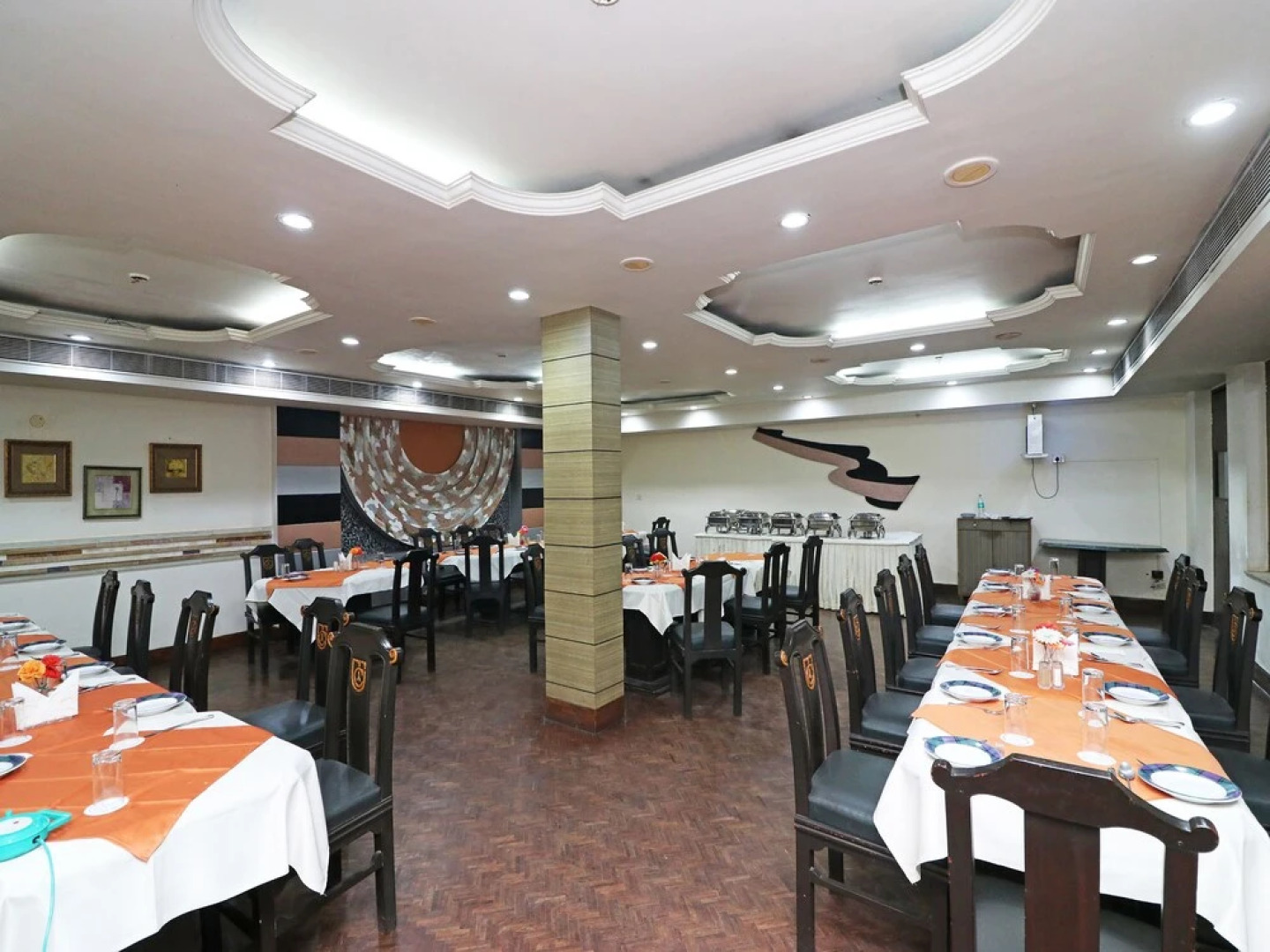 OYO 22269 Hotel Landmark Plaza