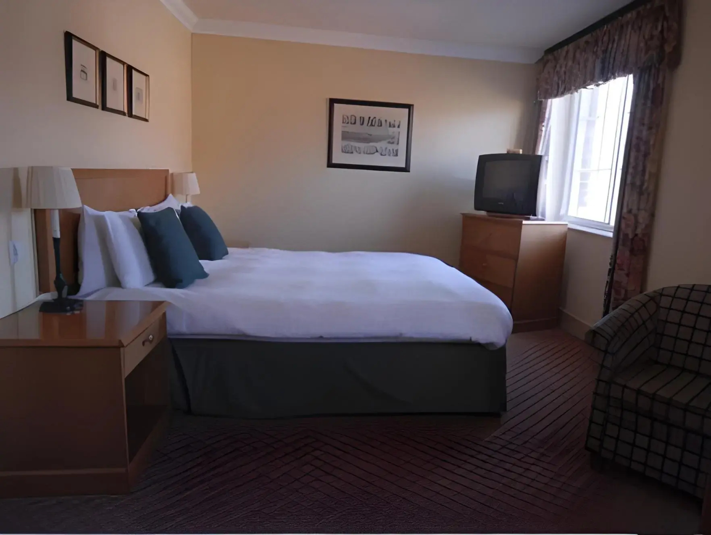 The Falstaff Hotel
