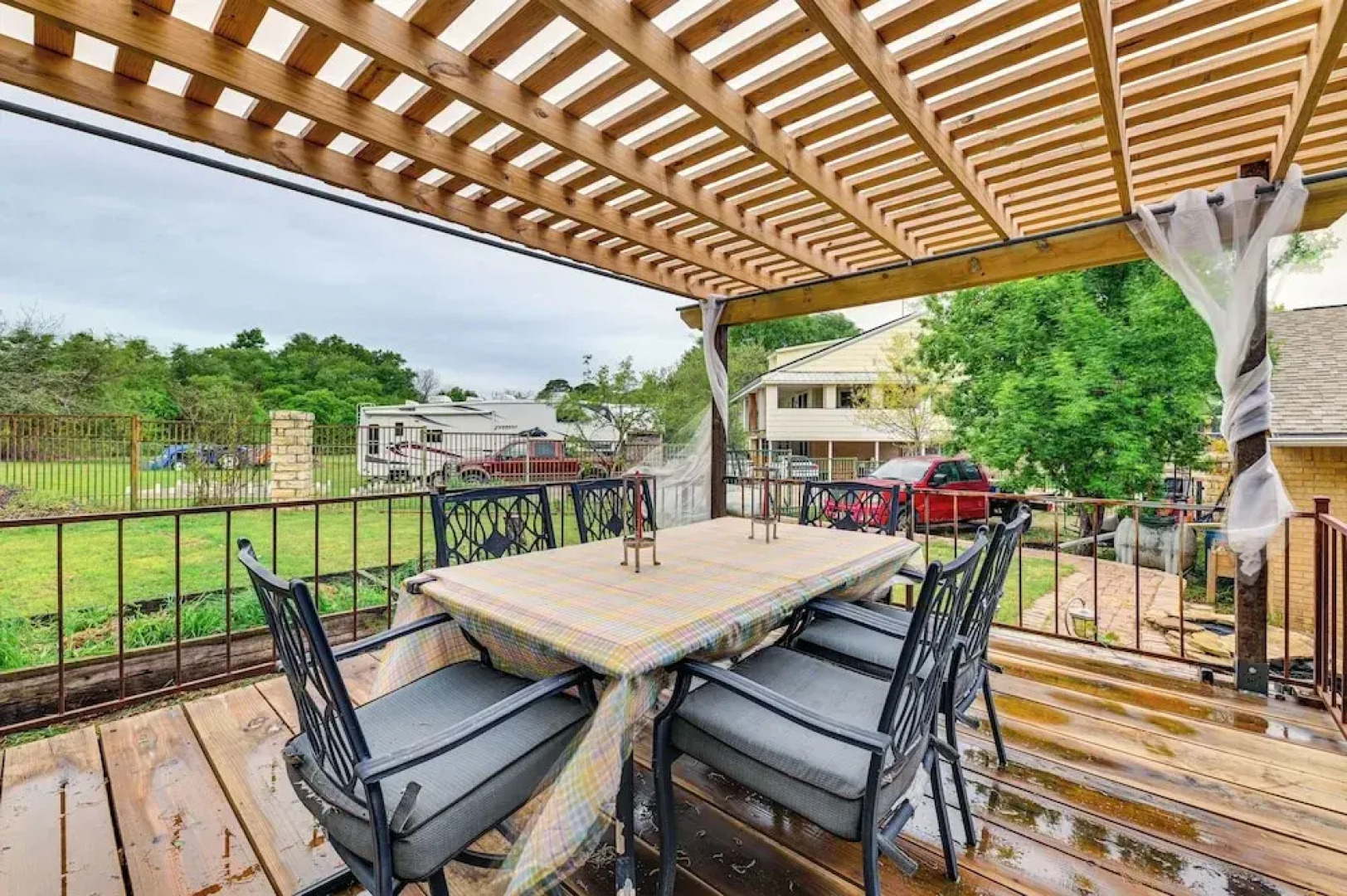 Spacious Family Home w/ Fenced Yard in DFW Area