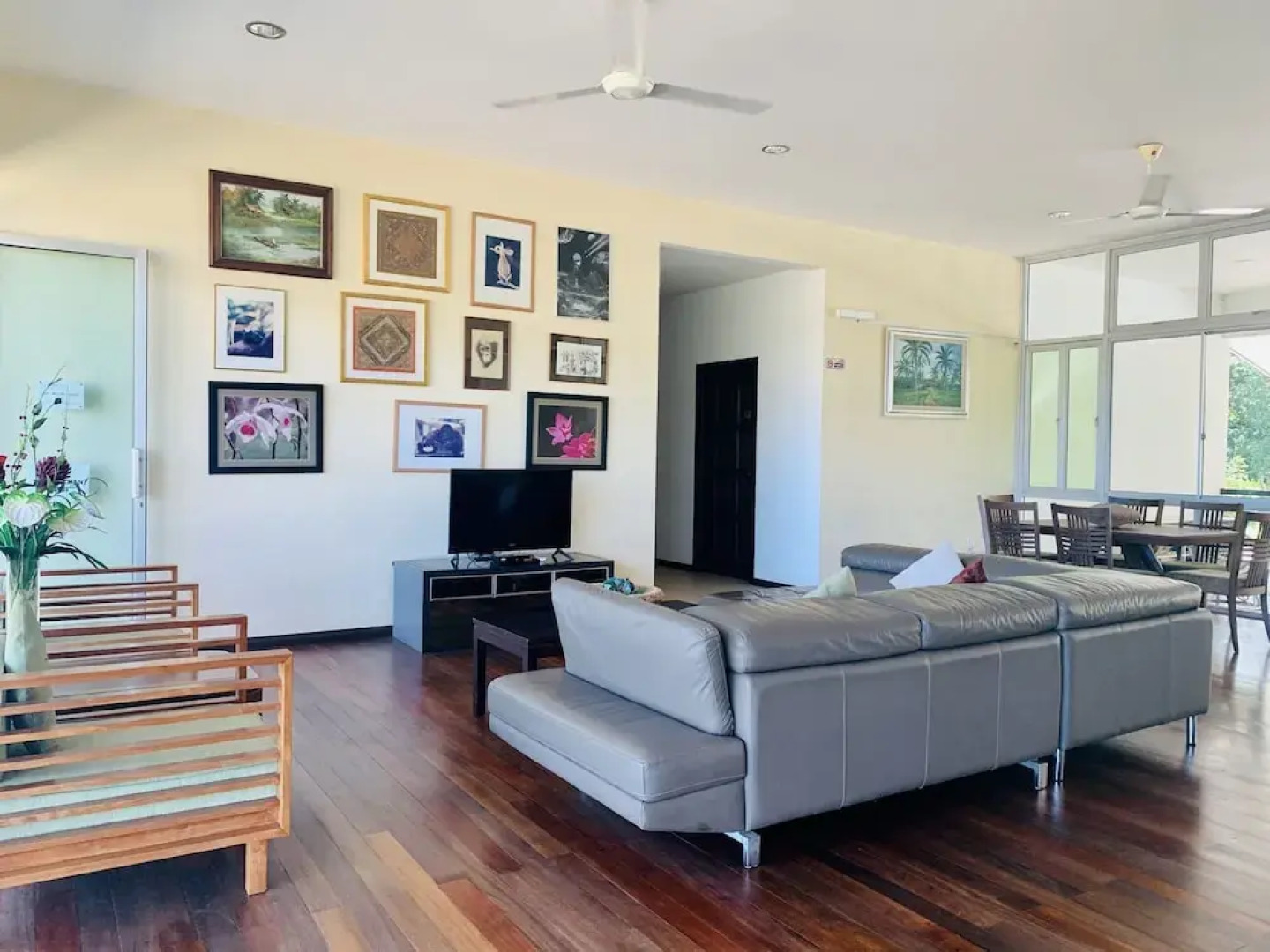 OYO 90036 Eagle Wood Garden