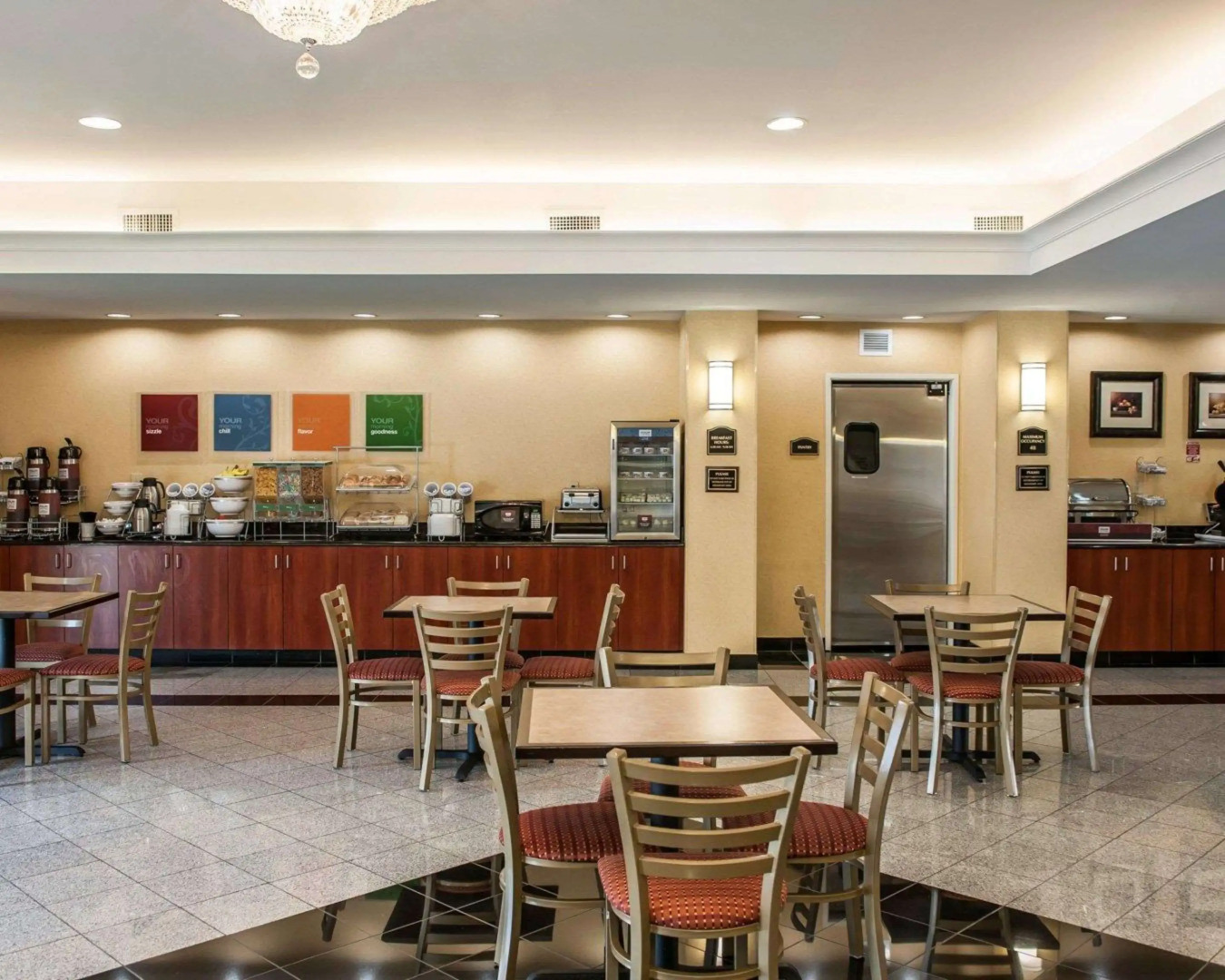 Comfort Suites near Indianapolis Airport