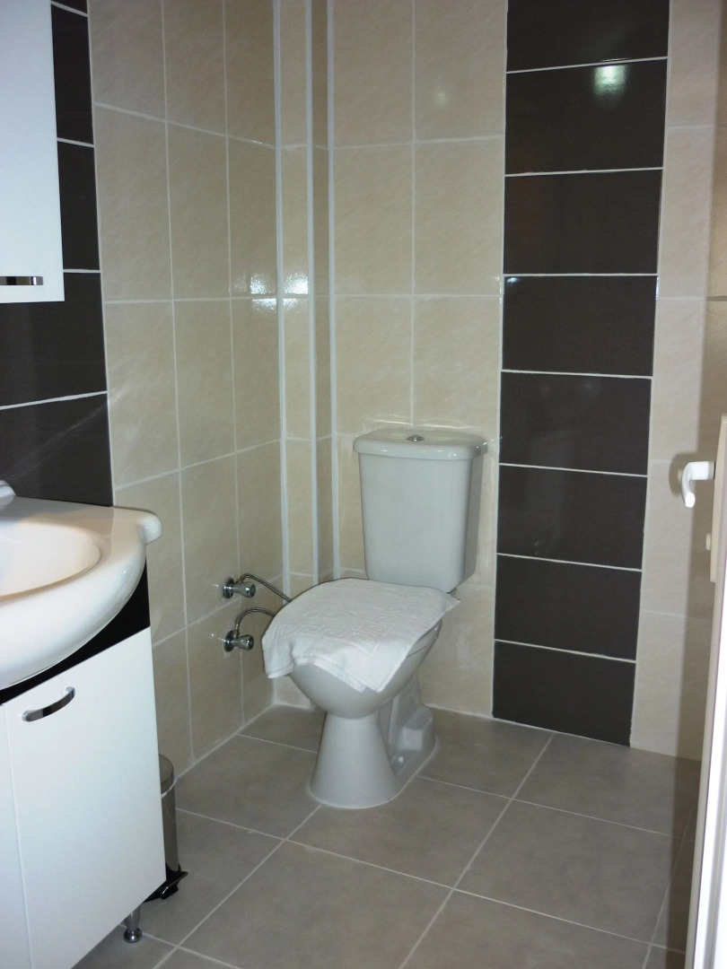 The Green Valley Hotel