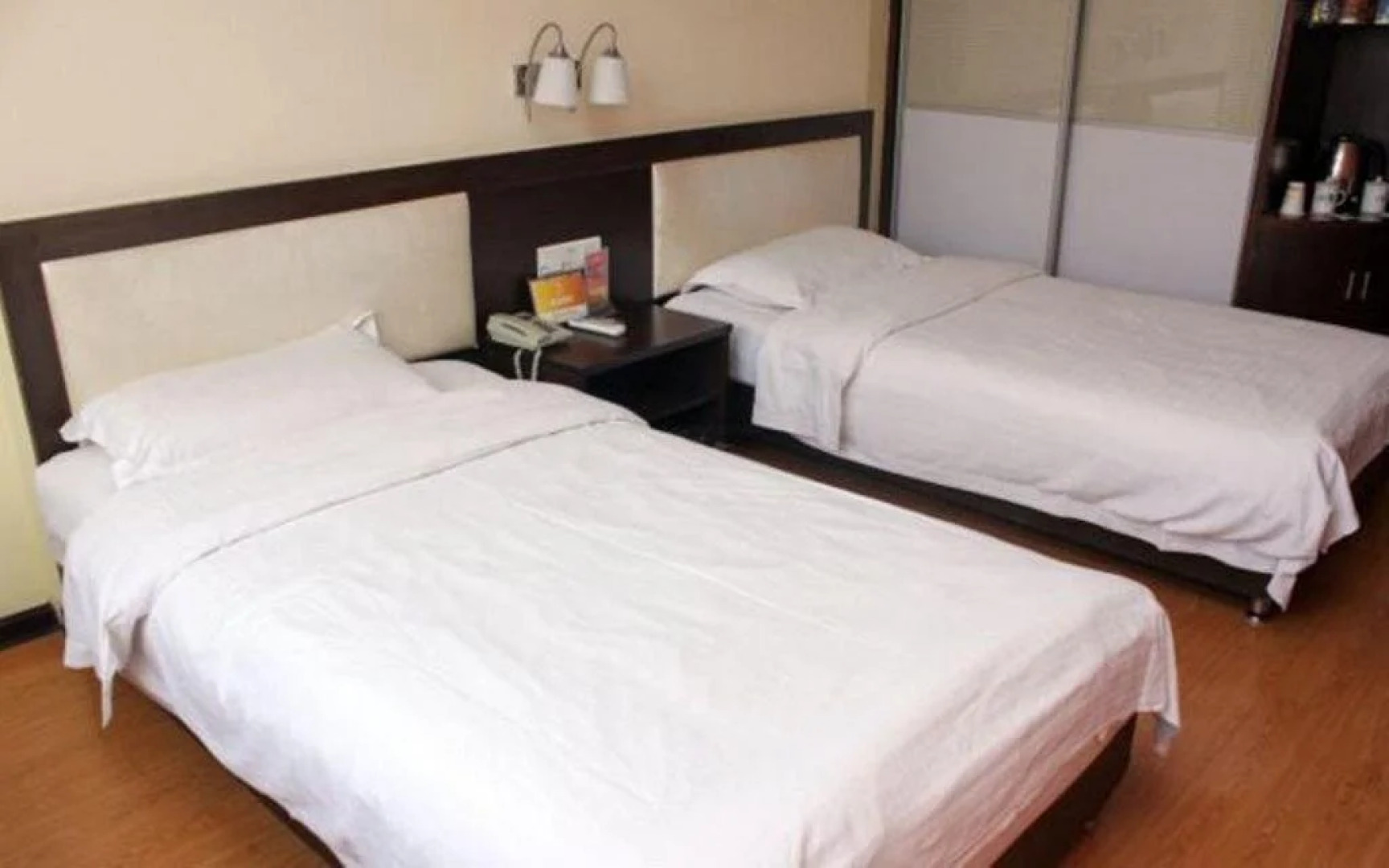 Jingzhou Dragon Hotel