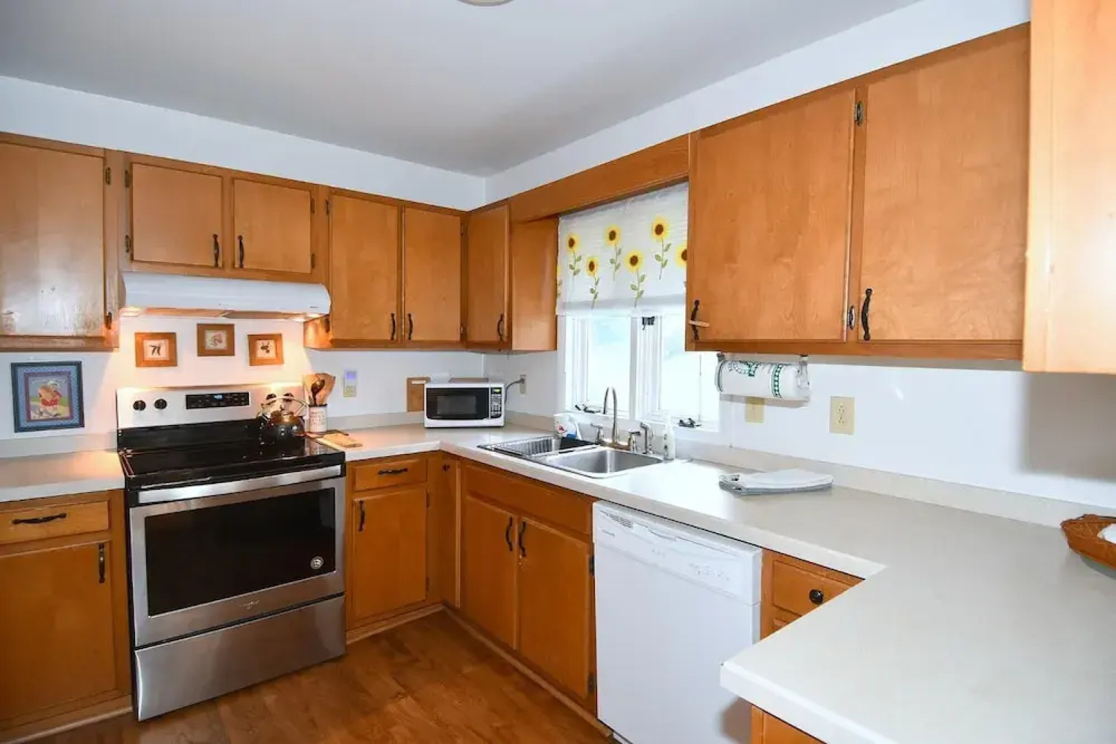 Serendipity - Large 5BR With a Hot Tub