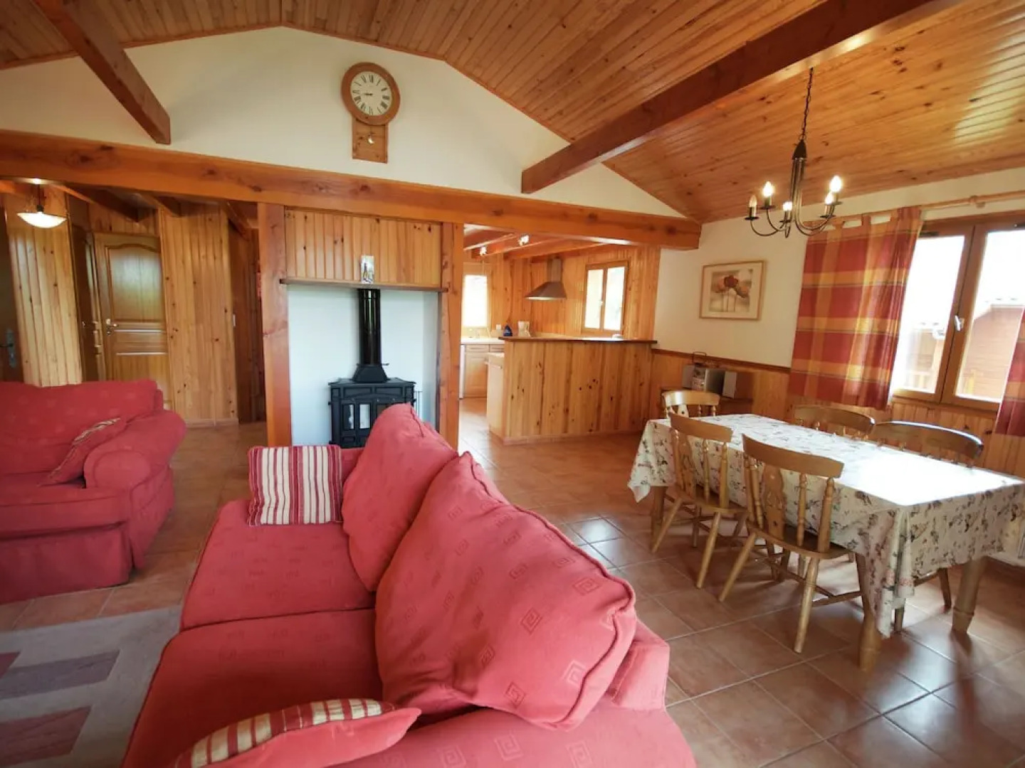 Secluded holiday home with dishwasher, close to Sarlat