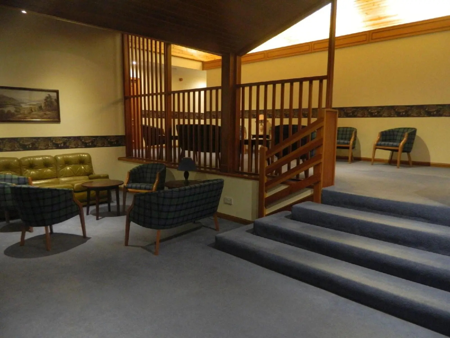 Red House Hotel