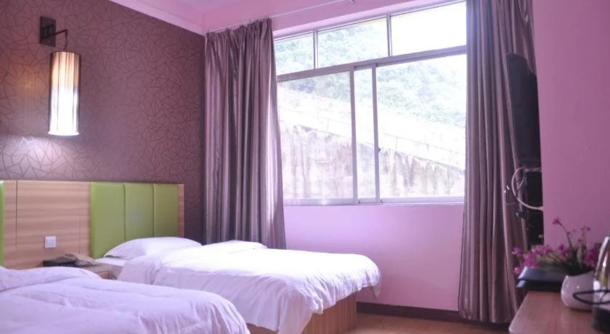 Yangshuo Harbour View Hotel