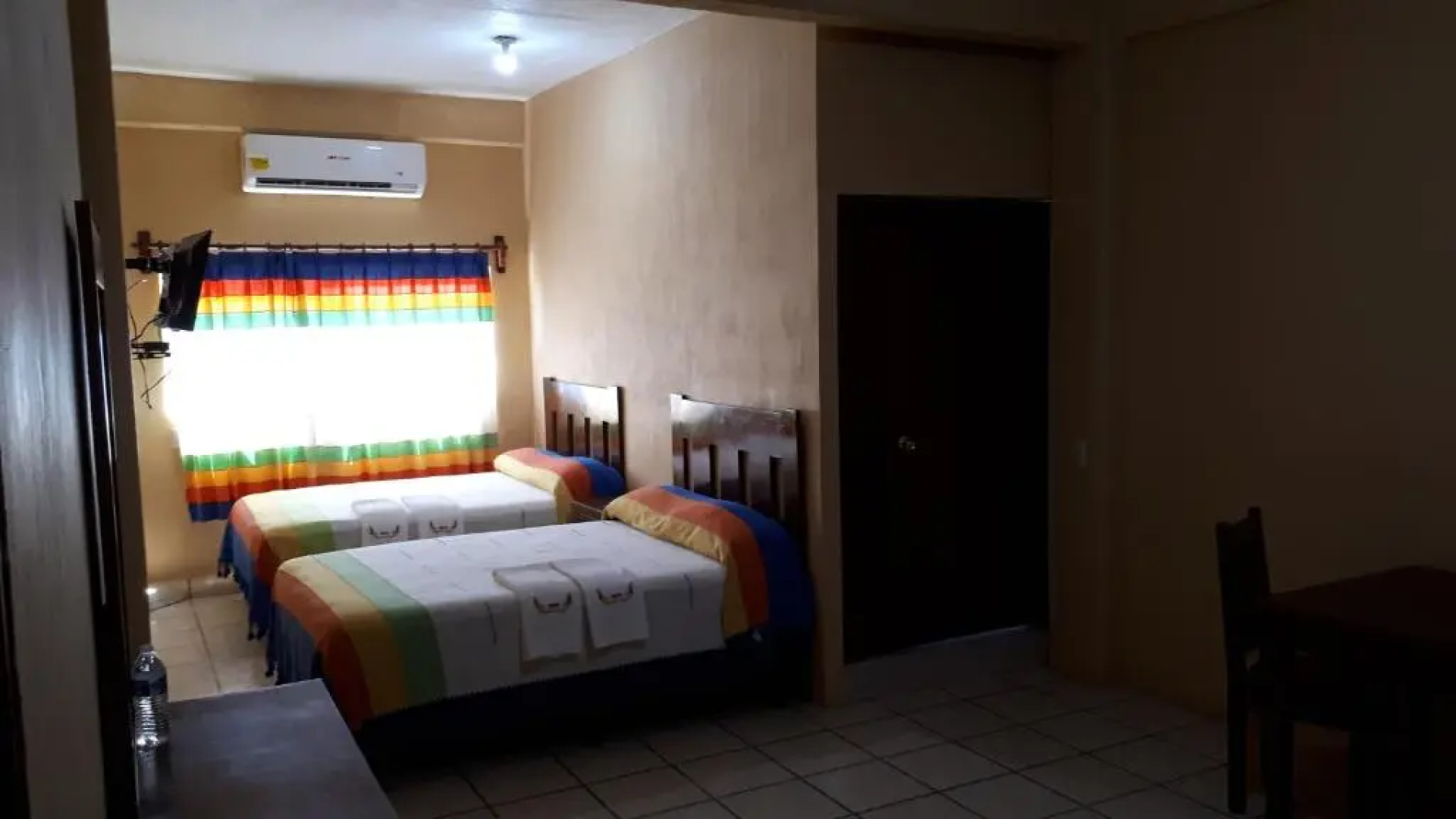 Hotel Alebrijes