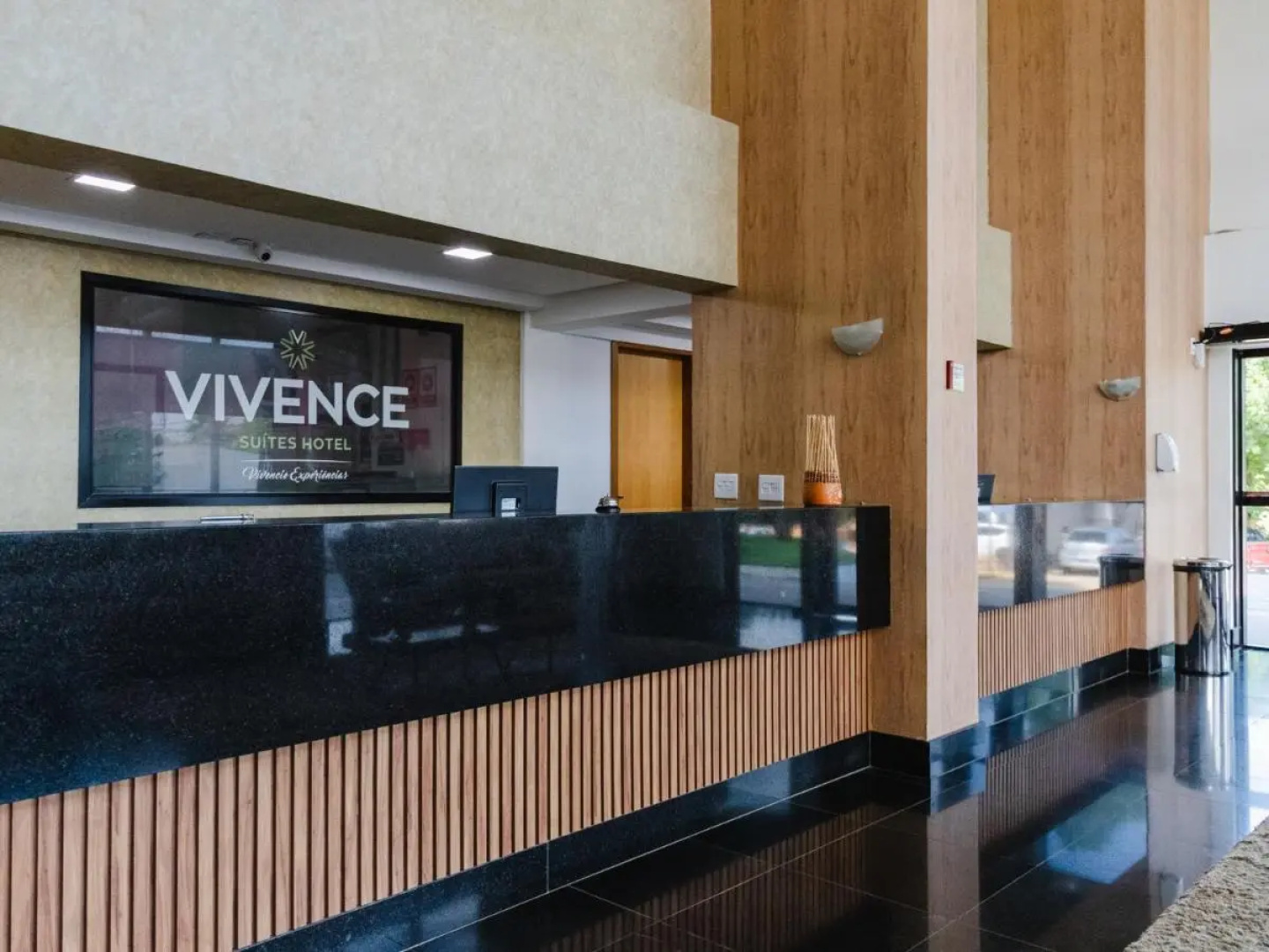 STAY Vivence Suites