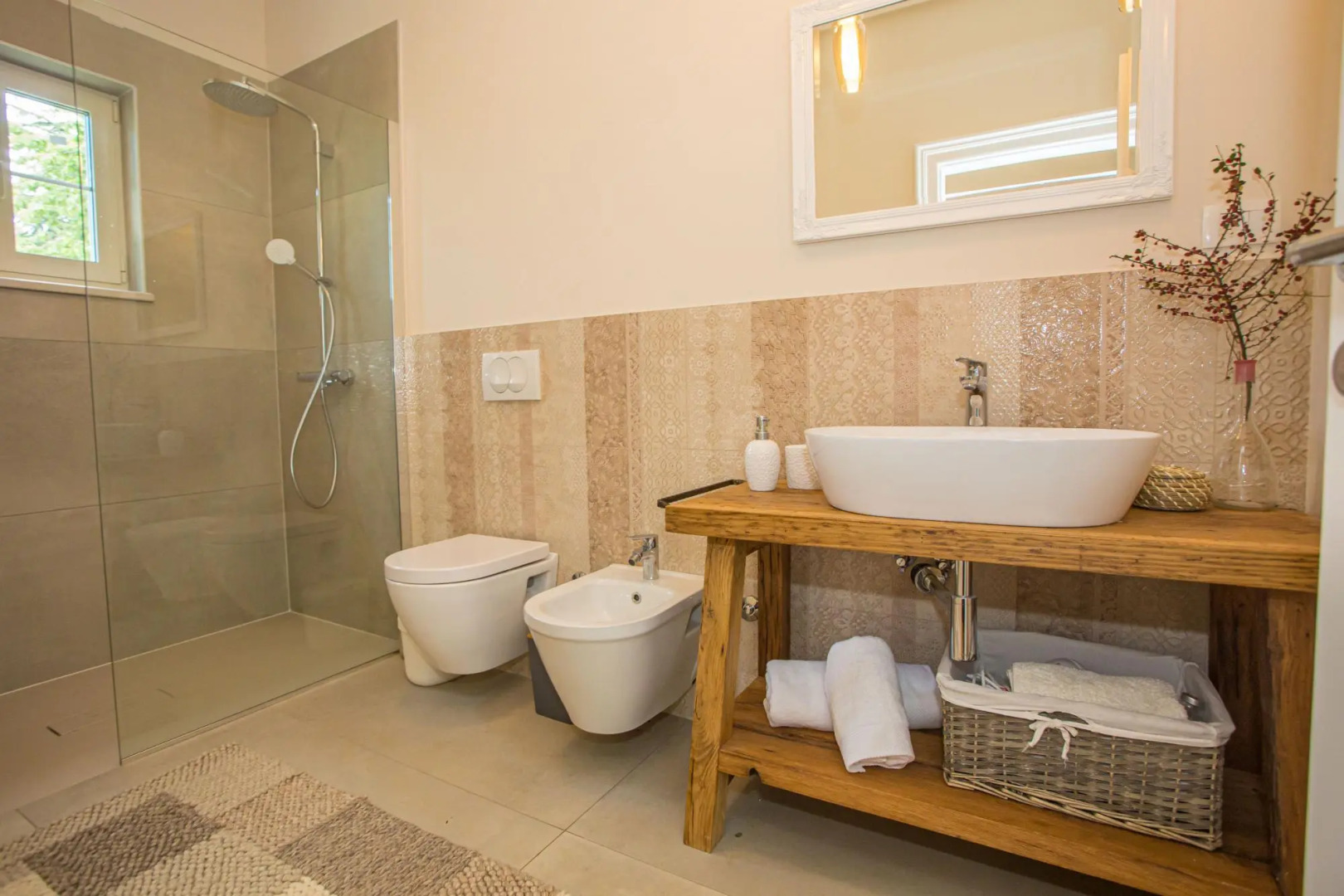 Vita 5 in Visnjan with 4 bedrooms and 4 bathrooms