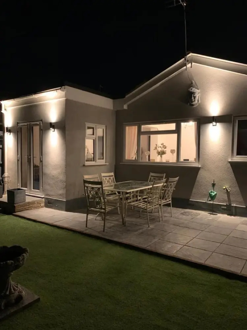 Beautiful 2-bed Bungalow in Canvey Island