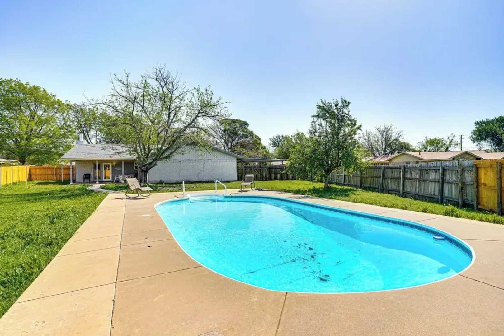 2 Mi to Lake: Home w/ Game Room, Pool & Fast Wifi!