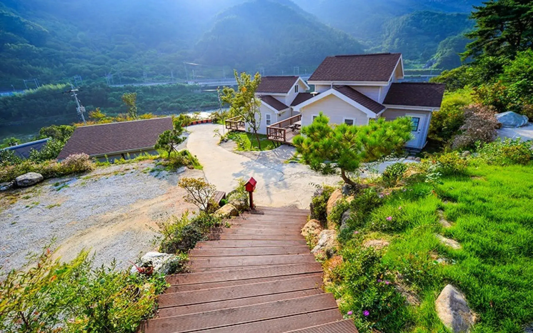 Gurye Seomjingang Pension