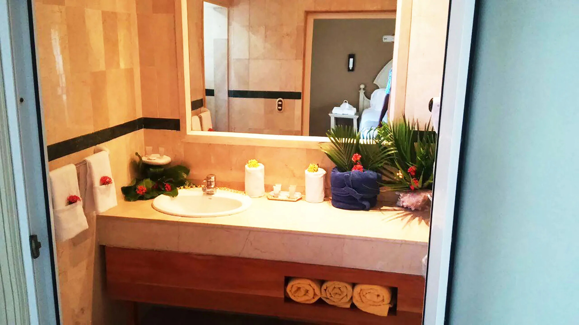 Fantasy Island Beach Resort, Dive and Marina All Inclusive