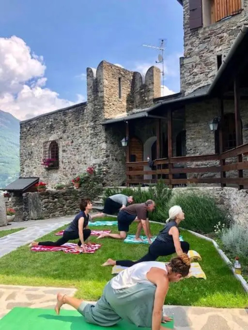 CASTELLO DEL 1100 CON VISTA e JACUZZI IN VALTELLINA