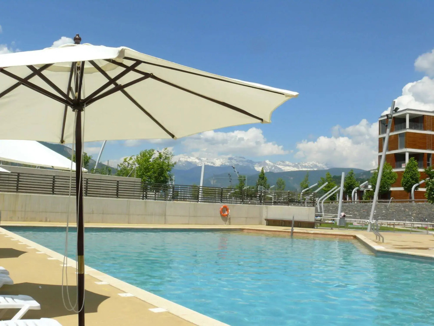 APARTMENTSUITESPAIN FORMIGAL ORDESA Jardín