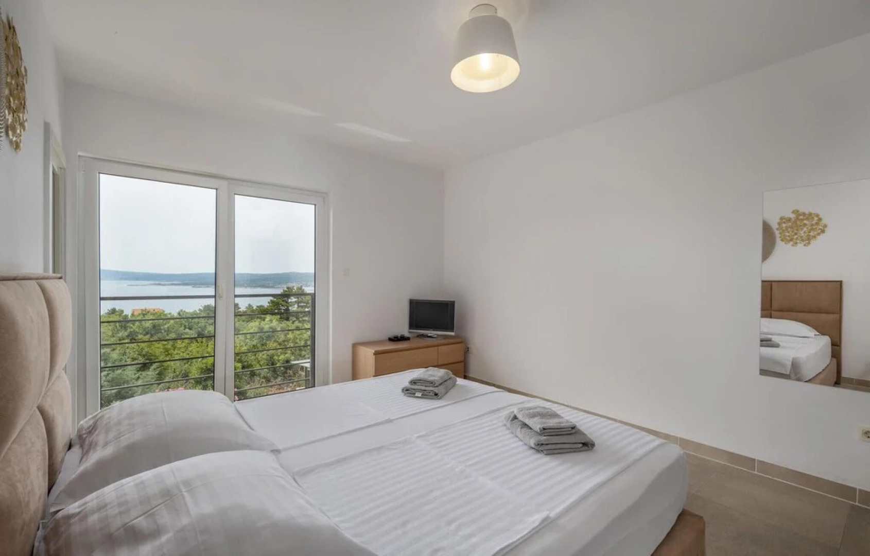 Nice Home in Crikvenica With Sauna, Wifi and 5 Bedrooms