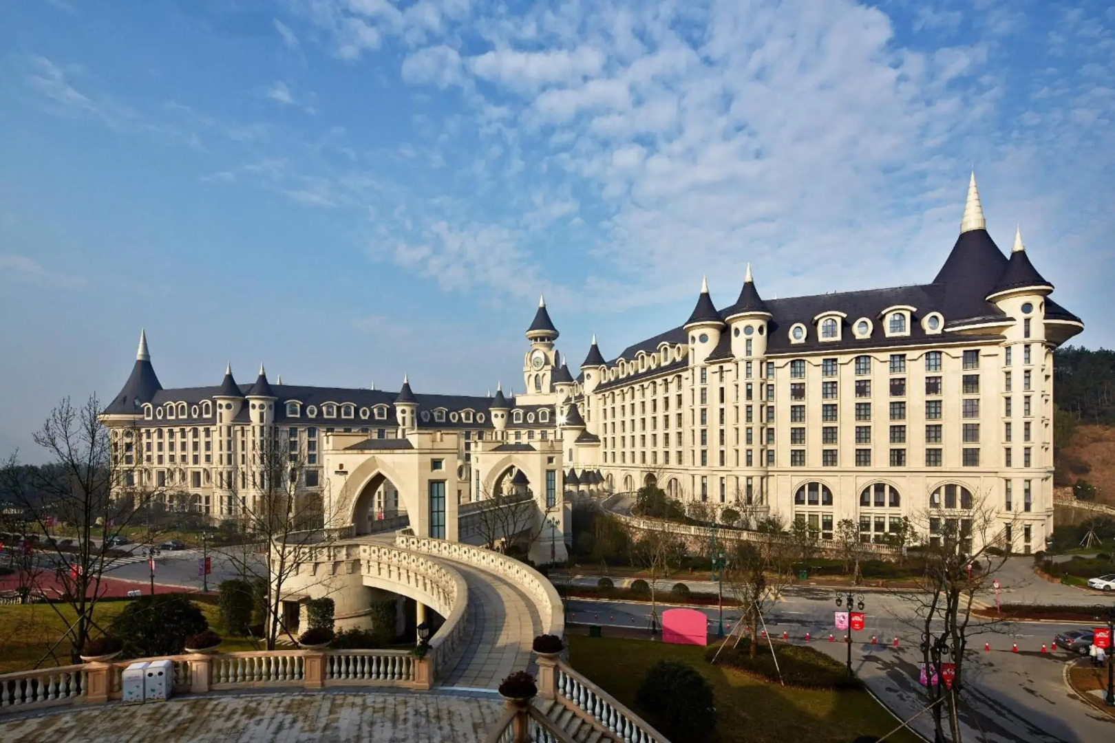 Yin Run Jin Jiang Castle Hotel