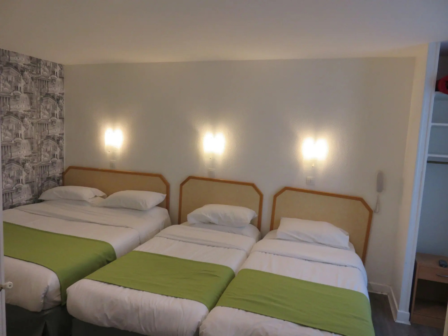 Mary's Hotel République