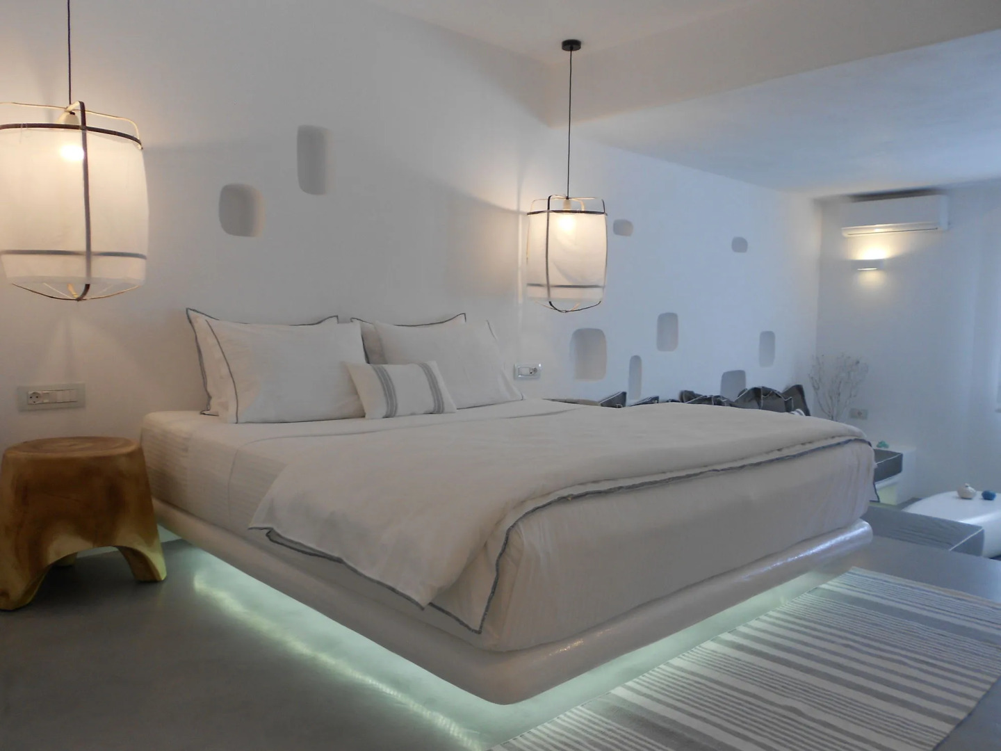 Blue Sand Boutique Hotel & Suites