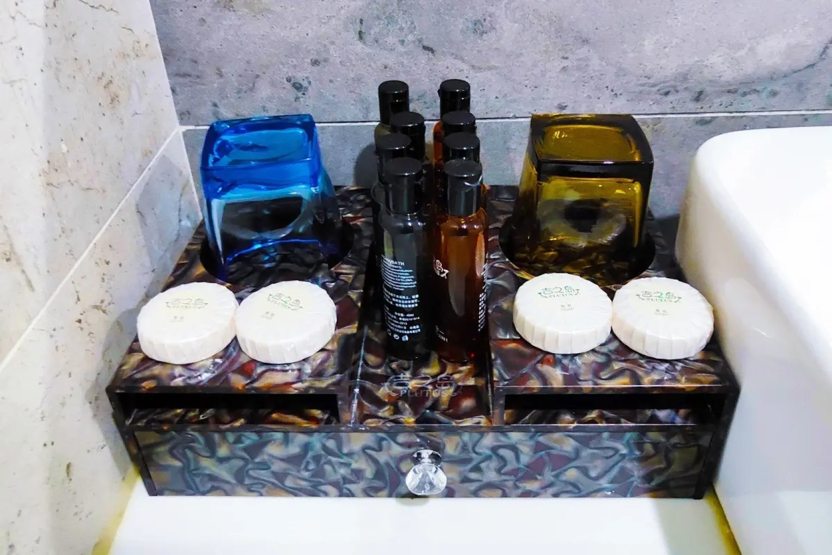 Erus Suites Hotel Boracay